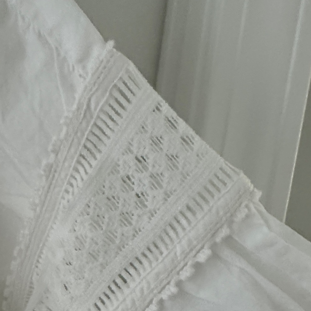 Anthropologie White Lightweight Popover Top - Picture 3 of 7